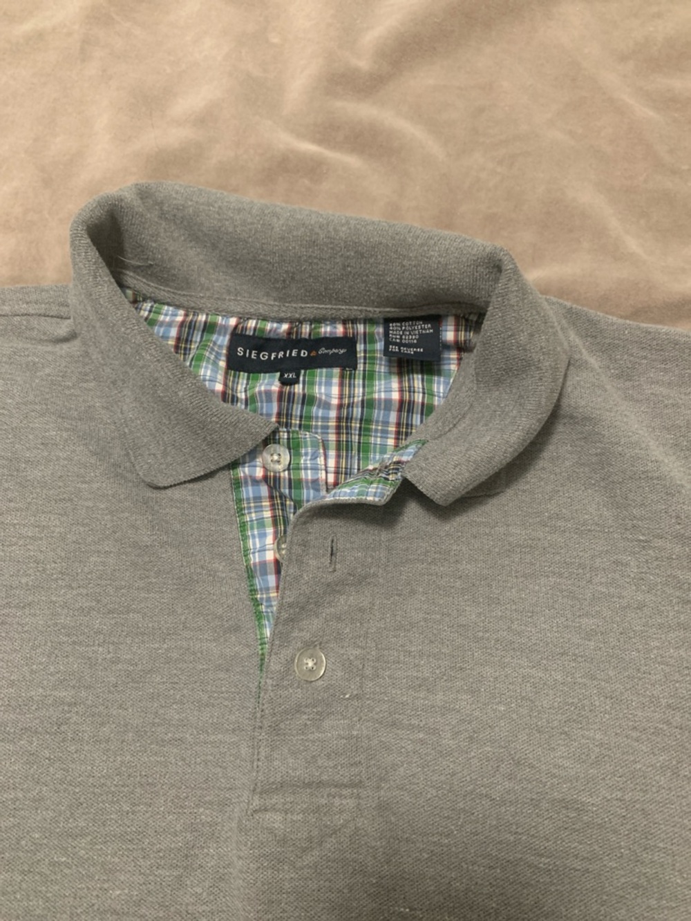Siegfried Men’s Grey Polo with Plaid Inner Placket